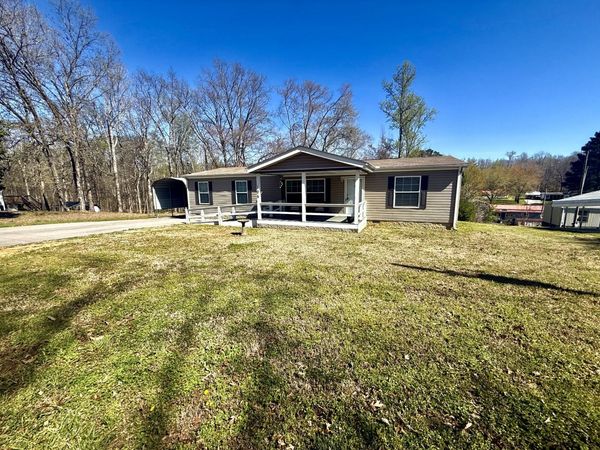 106 Fox Squirrel Dr , Dover, TN 37058