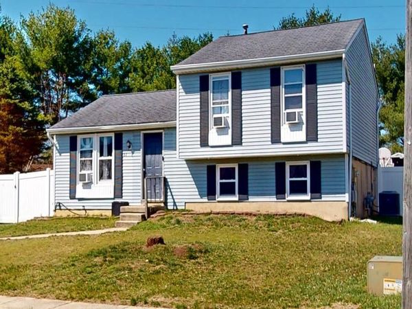 37 DECATUR LANE , SICKLERVILLE, NJ 08081