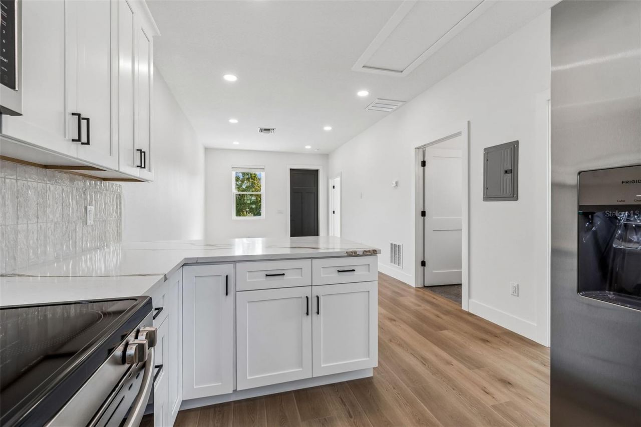 2844 30th Avenue N, Saint Petersburg, FL 33713 Photo