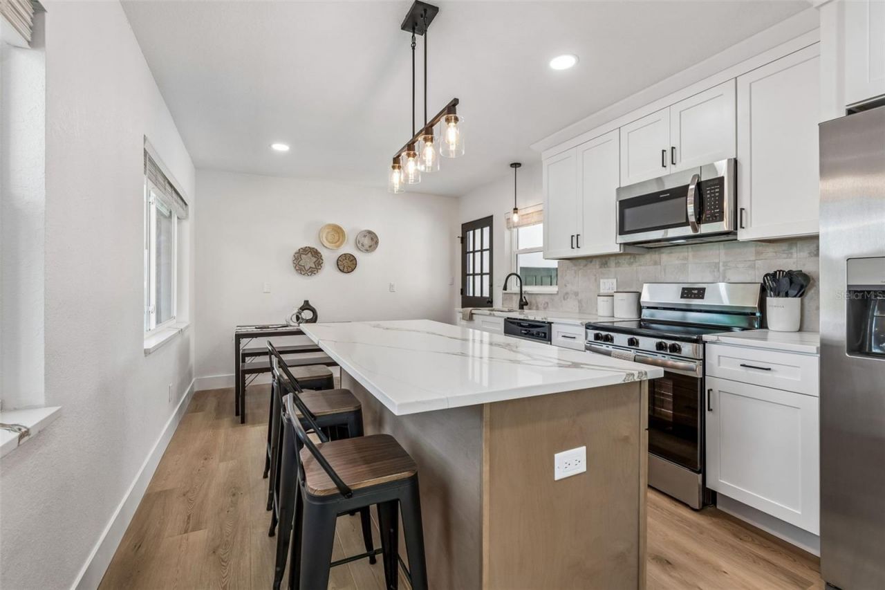 2844 30th Avenue N, Saint Petersburg, FL 33713 Photo