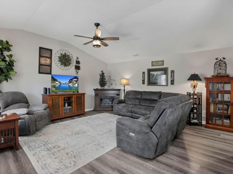 1220 Timber Wood Drive , Marysville, OH 43040 Photo 18