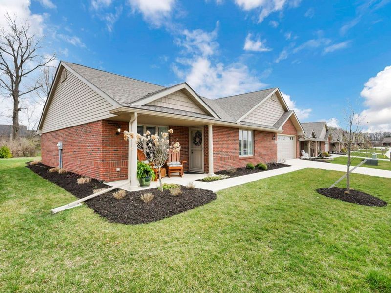 1220 Timber Wood Drive , Marysville, OH 43040 Photo 2