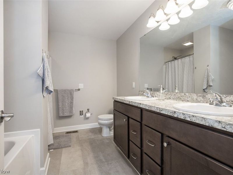 806 Pepperell Court, Macedonia, OH 44056 Photo 25