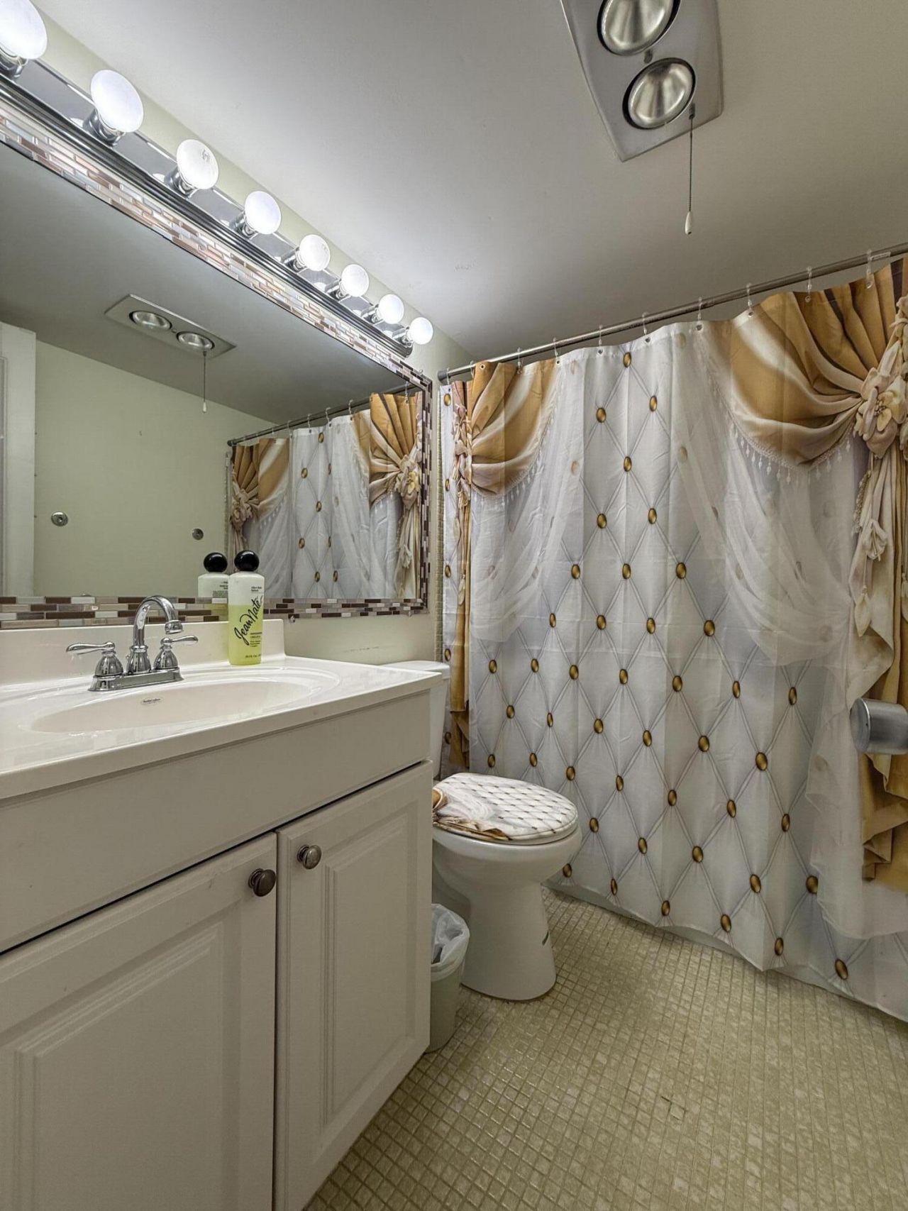 81 Camden Drive, Unit D, West Palm Beach, FL 33417 Photo