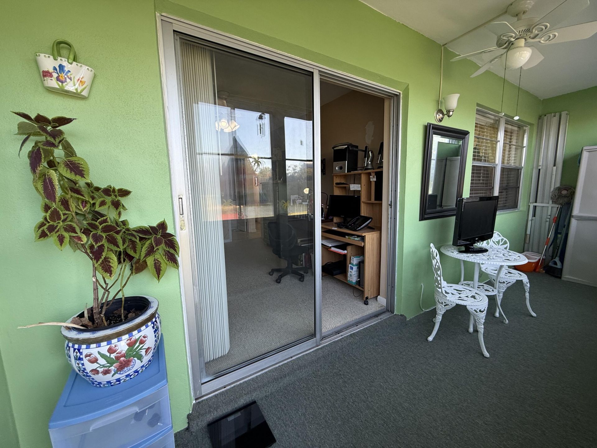 81 Camden Drive, Unit D, West Palm Beach, FL 33417 Photo