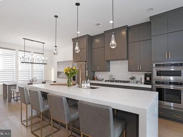 14383 BECKETT GLEN CIRCLE, CHANTILLY, VA 20151