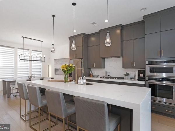 14383 BECKETT GLEN CIRCLE, CHANTILLY, VA 20151