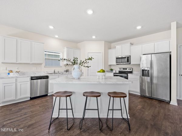 2555 OAK STREAM Drive, Green Cove Springs, FL 32043