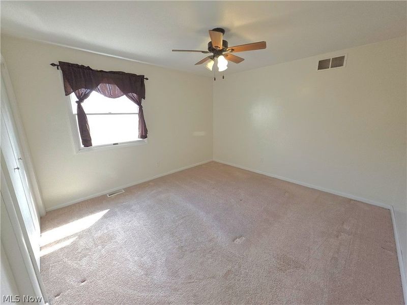 80 May Avenue, Northfield Village, OH 44067 Photo 11