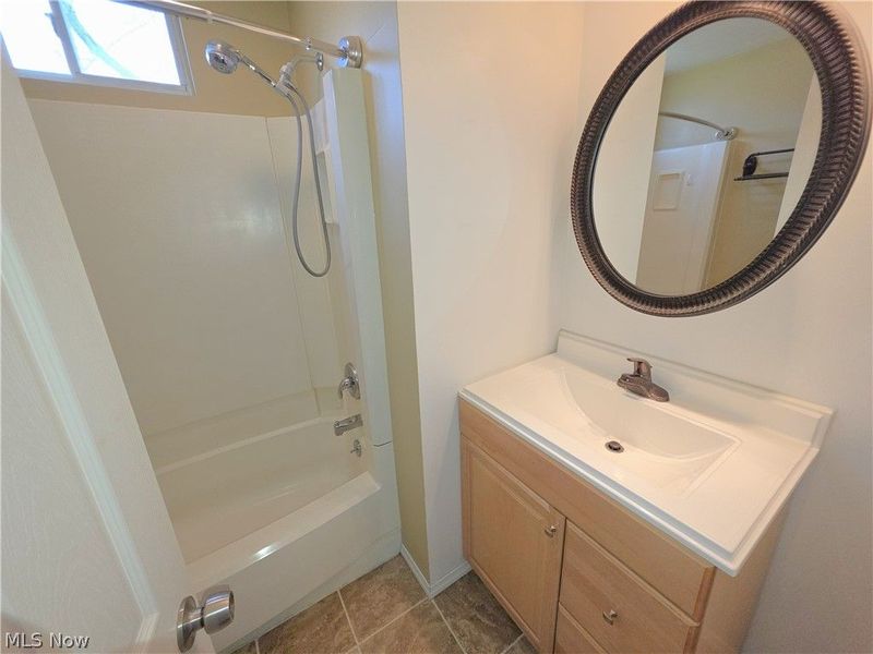 80 May Avenue, Northfield Village, OH 44067 Photo 16