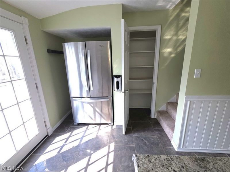 80 May Avenue, Northfield Village, OH 44067 Photo 6