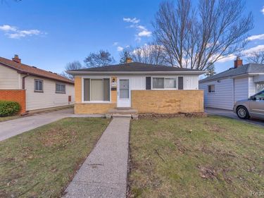 4475 Ziegler Street, Dearborn Heights, MI 48125
