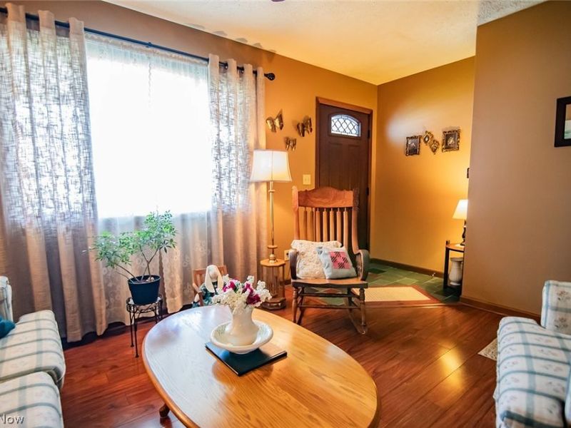 808 28th Street, Vienna, WV 26105 Photo 12