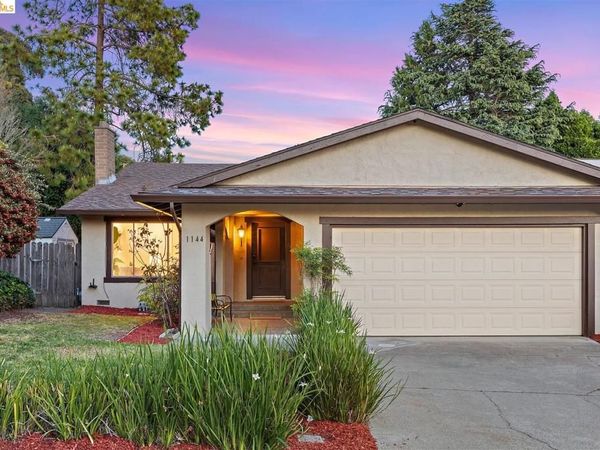 1144 Parkridge Dr, Richmond, CA 94803