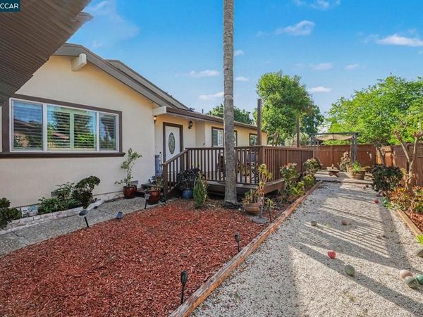 2035 Sherman Dr, Pleasant Hill, CA 94523