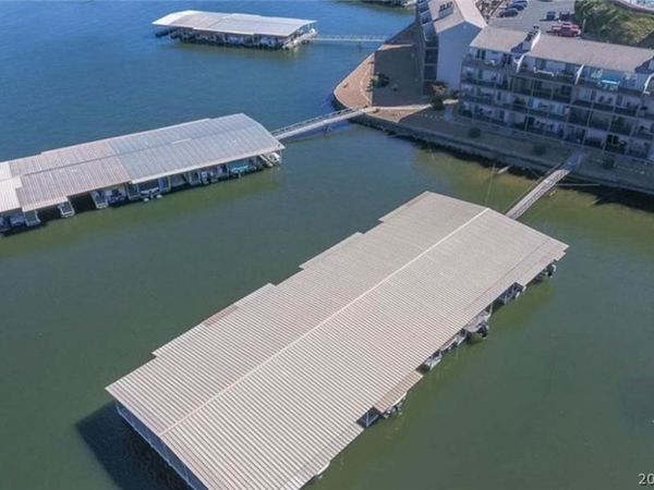 5499 Three Seasons Road, Unit E-5, Osage Beach, MO 65049