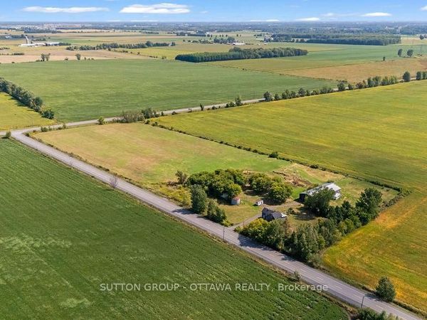 9420 Parkway Road, Ottawa, ON K0A1V0