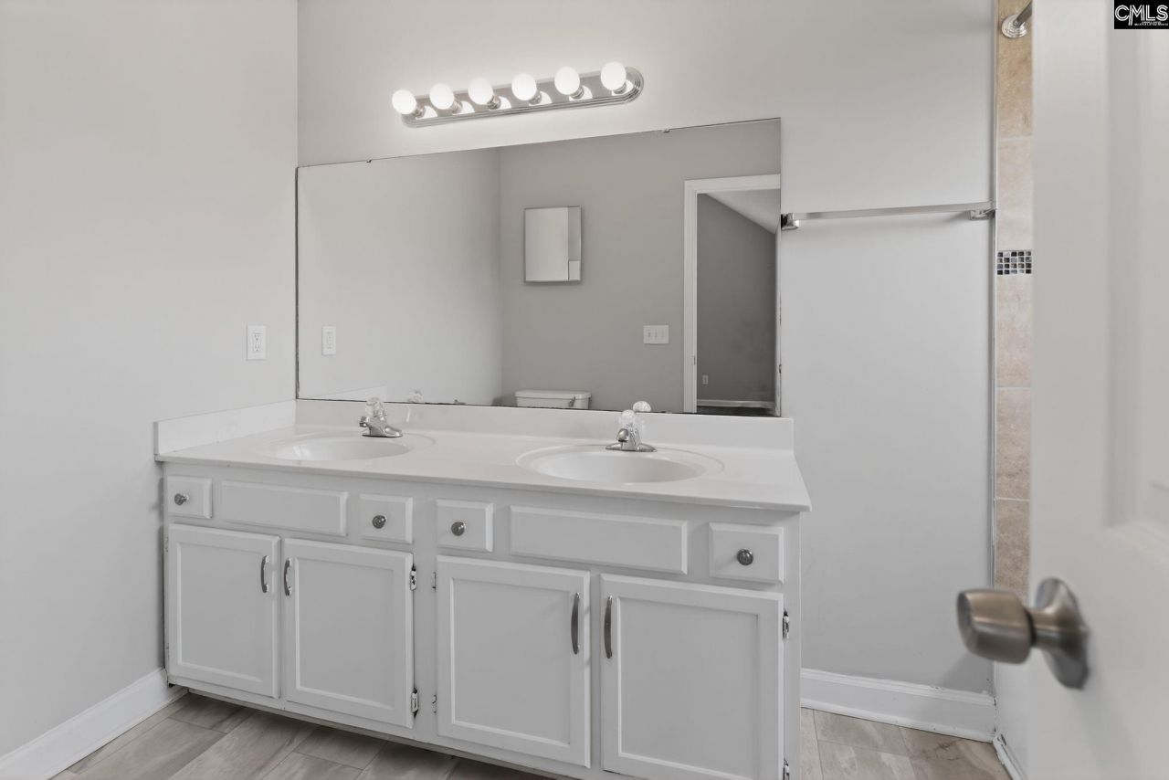 804 Winslow Way  Photo 15