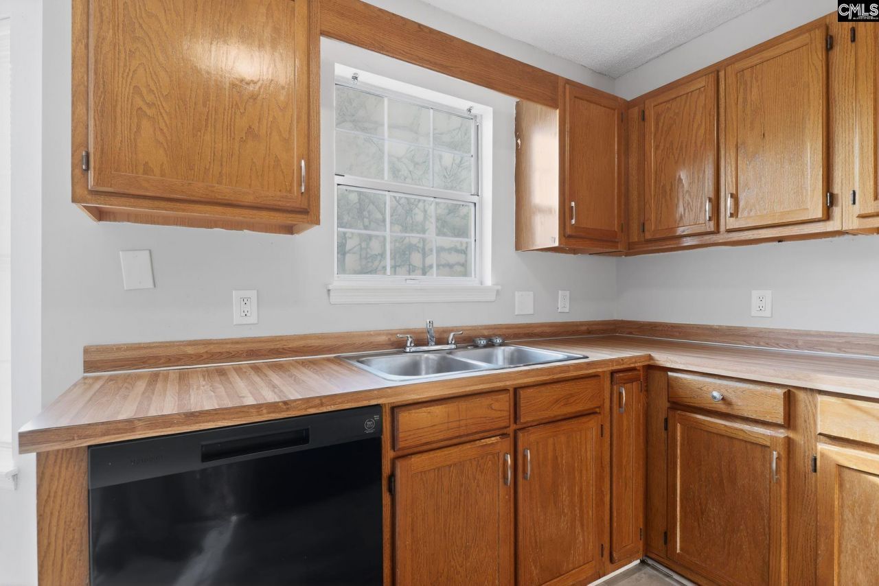 804 Winslow Way  Photo 9