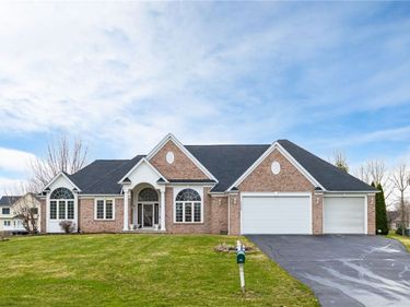 1266 Thistleberry Lane, Webster, NY 14580