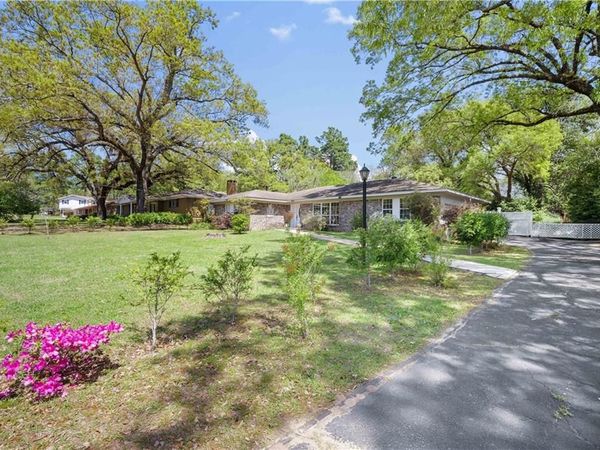 1054 Matterhorn Street, Mobile, AL 36608