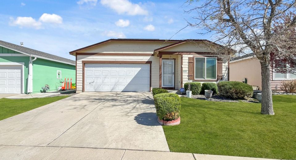 8330 Halladale Drive, Reno, NV 89506 Photo