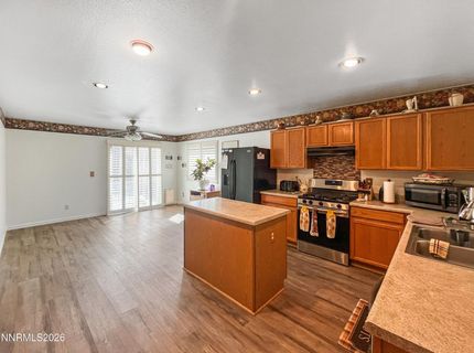 8330 Halladale Drive, Reno, NV 89506 Photo