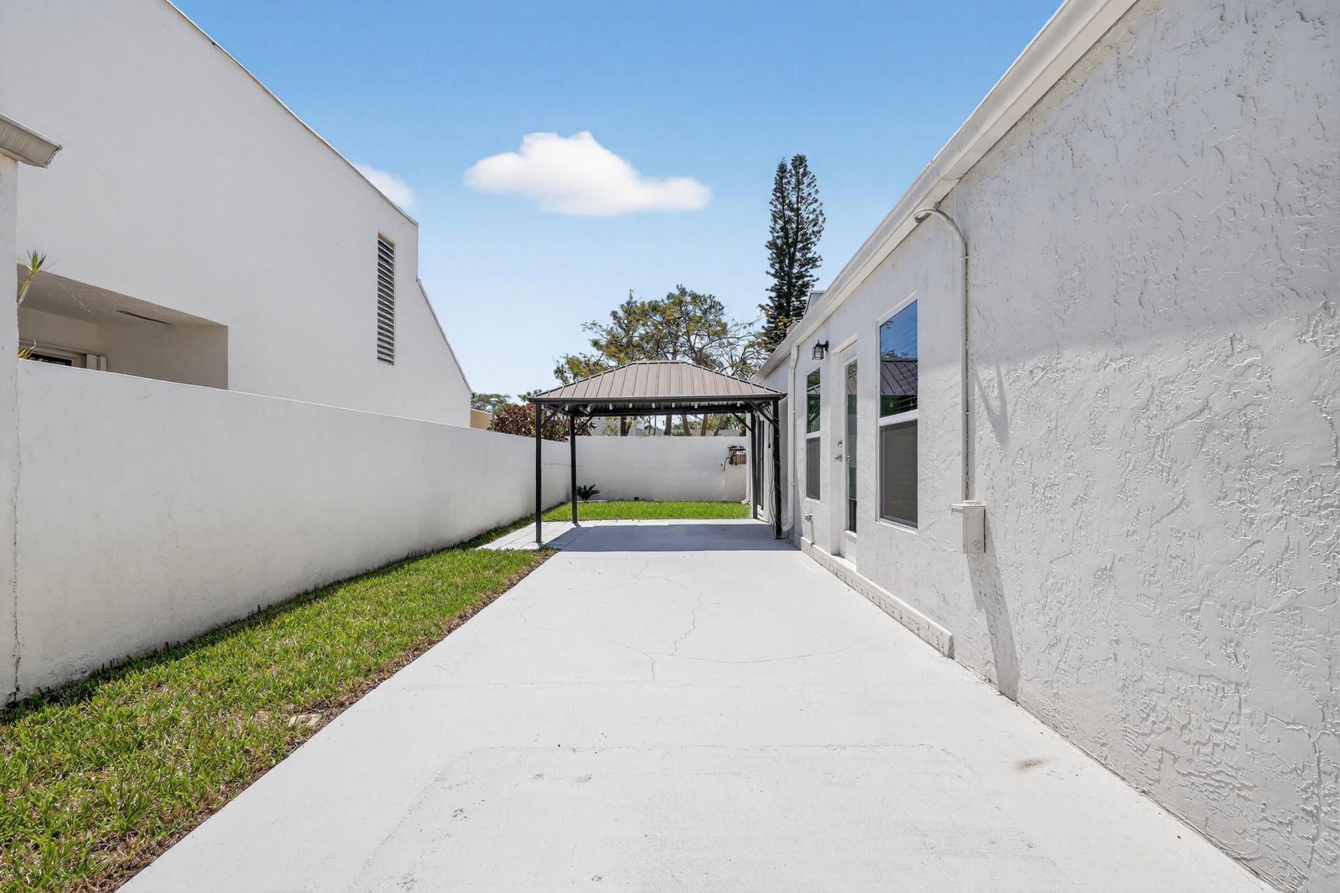 2145 NW 10th Street, Delray Beach, FL 33445 Photo