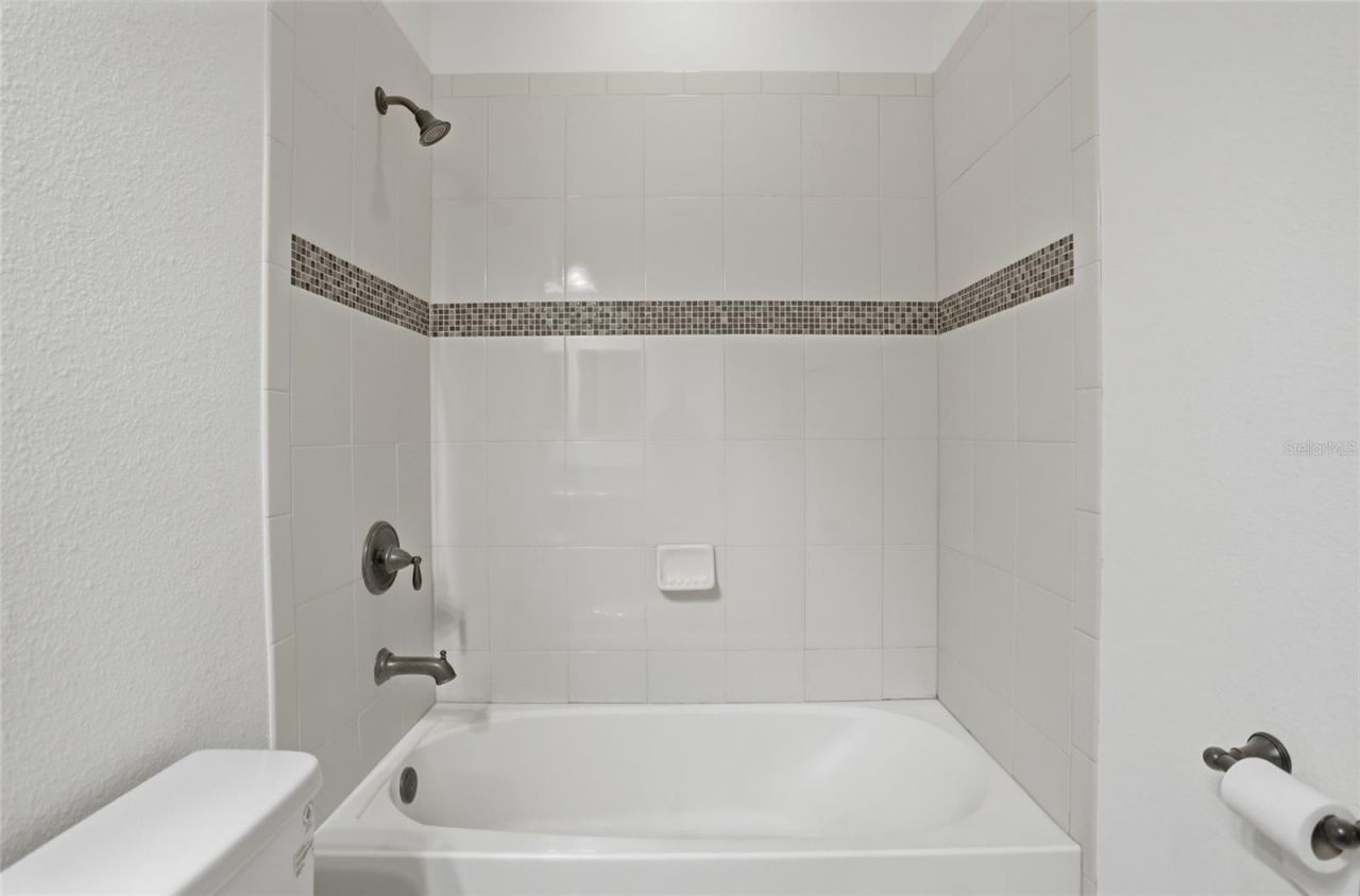 2330 Kelbrook Court, Oviedo, FL 32765 Photo