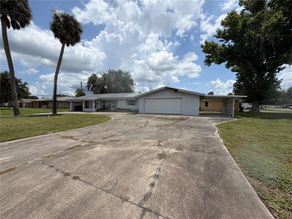 1508 ORANGE AVENUE, TAVARES, FL 32778