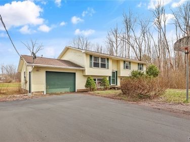 9446 Bear Springs Road, Brewerton, NY 13029