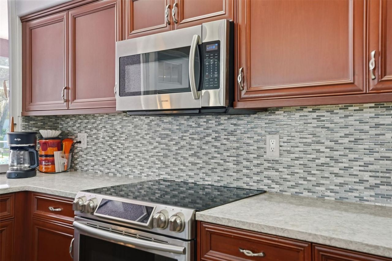 18729 Bascomb Lane, Hudson, FL 34667 Photo