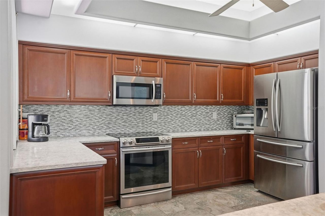 18729 Bascomb Lane, Hudson, FL 34667 Photo