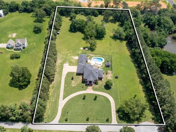 6073 S Pack Lane, Rogers, AR 72758