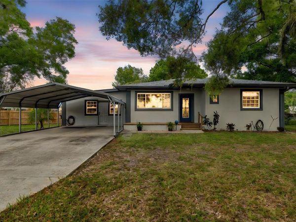 4412 SWEETWATER DRIVE , TAMPA, FL 33615