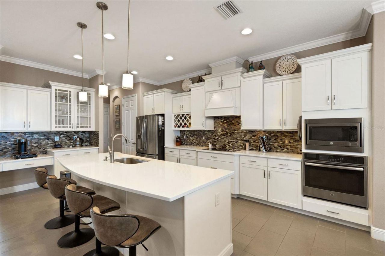 380 165th Court Ne, Bradenton, FL 34212 Photo