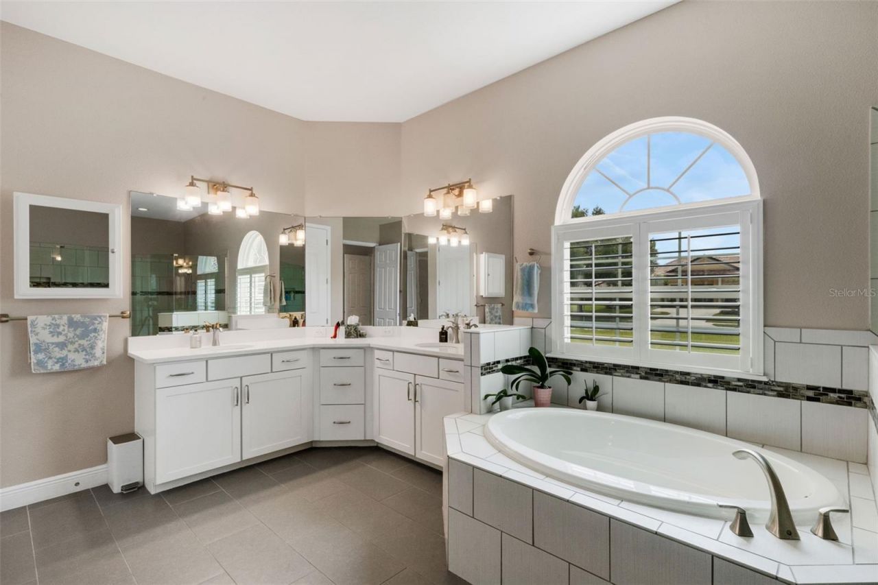 380 165th Court Ne, Bradenton, FL 34212 Photo