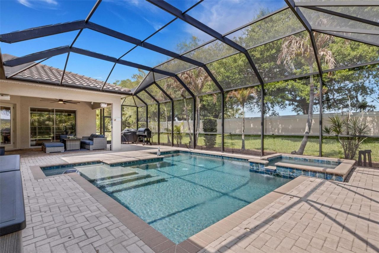 380 165th Court Ne, Bradenton, FL 34212 Photo