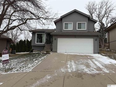 6214 N 114th Street , Omaha, NE 68164