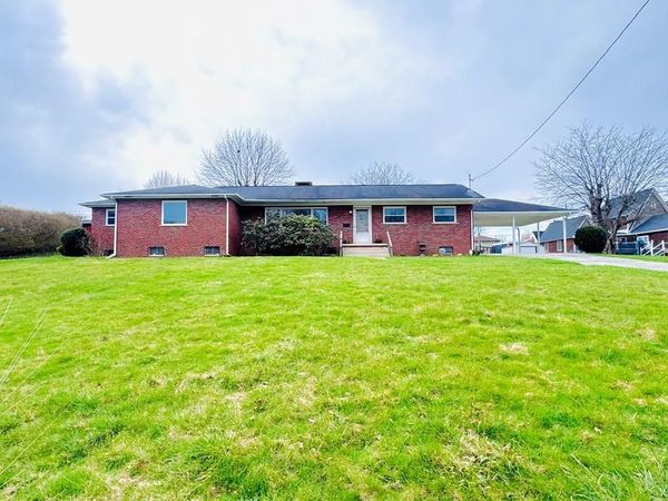 112 Dexter, BECKLEY, WV 25801