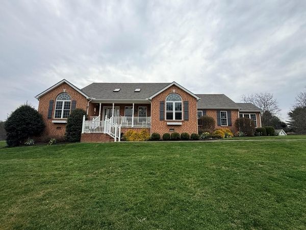 123 Heron Ln, BEAVER, WV 25813