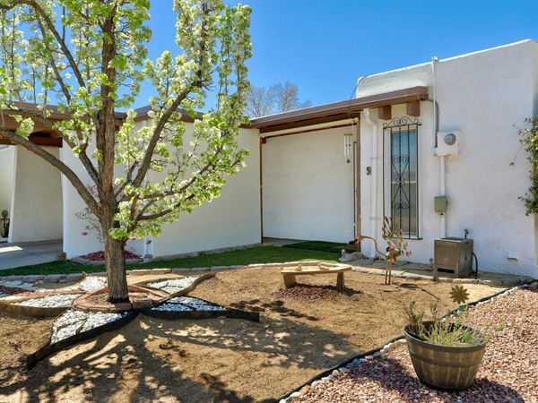 5 Calle Sol Se Mete NW, Albuquerque, NM 87120