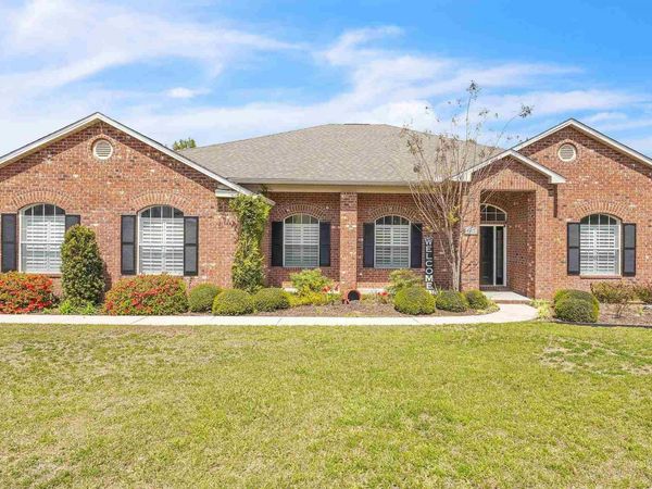 4401 Essex Terrace Cr, Pace, FL 32571