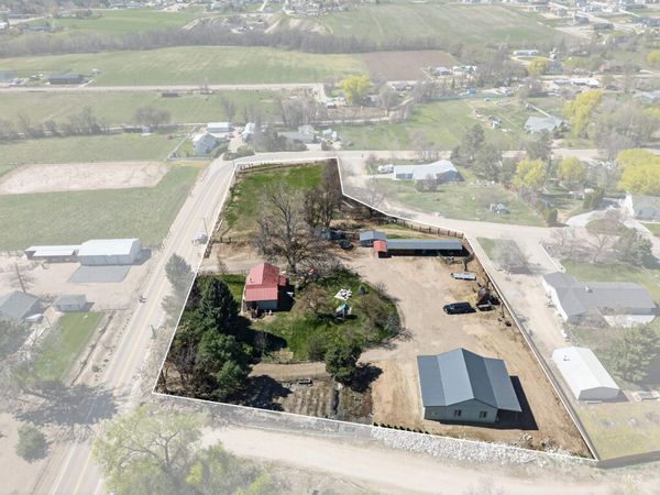 23466 Freezeout Rd, Caldwell, ID 83607