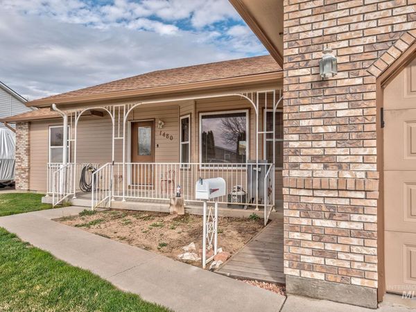 1480 W 6th St, Weiser, ID 83672