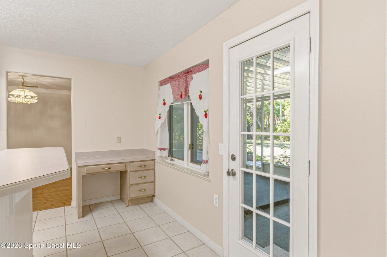 693 W Pine Road , Melbourne Village, FL 32904 Photo