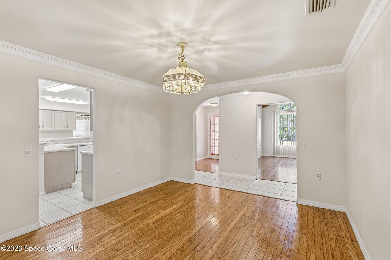 693 W Pine Road , Melbourne Village, FL 32904 Photo