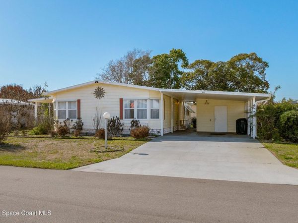 917 Cypress Street , Barefoot Bay, FL 32976
