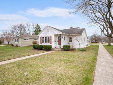 629 W Smith Street, Gibsonburg, OH 43431