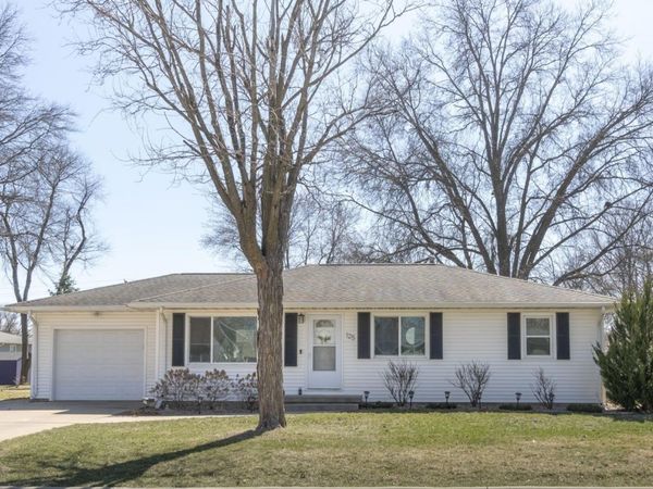 125 Oregon Road, Cedar Falls, IA 50613